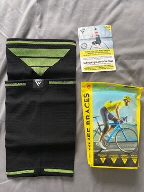 Langov Knee Braces Compression Sleeves - Set of 2 - Size XXL - Black/Neon